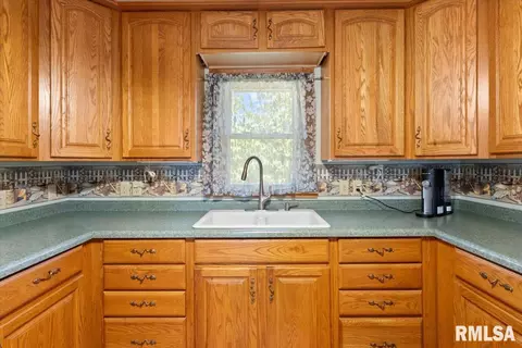 Kitchen - 10522 W Lancaster Rd, Mapleton, IL 61547 photo 1 of 17