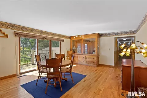 Dining - 10522 W Lancaster Rd, Mapleton, IL 61547 photo 1 of 2