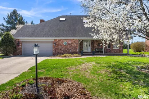 1312 W Wexford Pl, Peoria, IL 61615