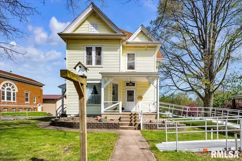 201 E Jefferson St, Washington, IL 61571