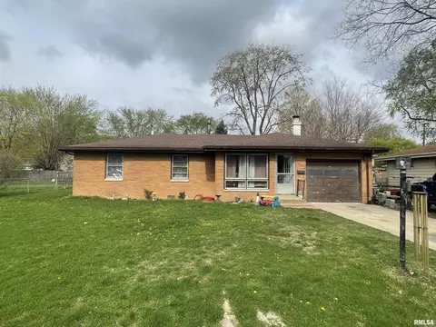 10515 N Washington St, Mossville, IL 61552