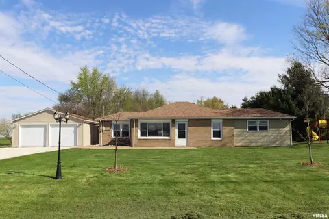 9921 W Maple Ridge Rd, Mapleton, IL 61547