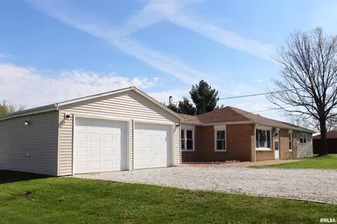 Exterior - 9921 W Maple Ridge Rd, Mapleton, IL 61547 photo 2 of 13
