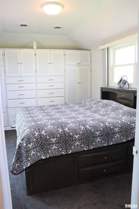 Bedroom - 9921 W Maple Ridge Rd, Mapleton, IL 61547 photo 1 of 12