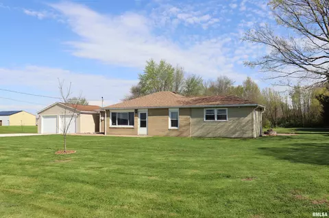 Exterior - 9921 W Maple Ridge Rd, Mapleton, IL 61547 photo 9 of 13