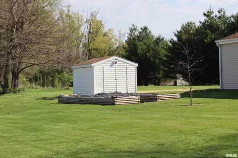 Exterior - 9921 W Maple Ridge Rd, Mapleton, IL 61547 photo 11 of 13