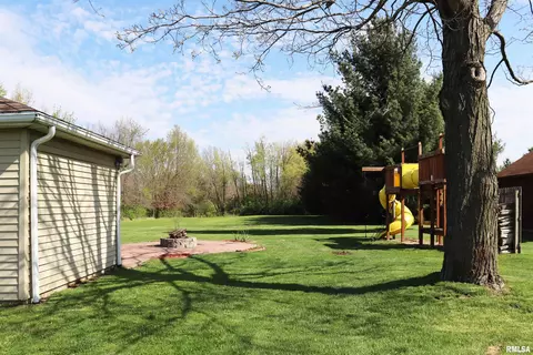 Exterior - 9921 W Maple Ridge Rd, Mapleton, IL 61547 photo 13 of 13
