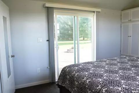 Bedroom - 9921 W Maple Ridge Rd, Mapleton, IL 61547 photo 3 of 12