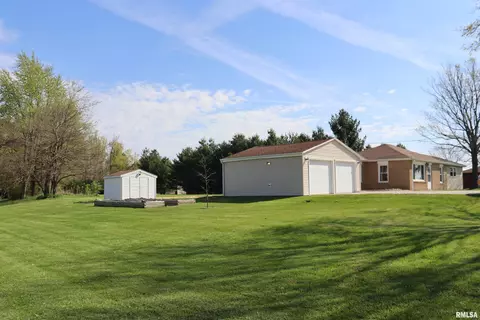Exterior - 9921 W Maple Ridge Rd, Mapleton, IL 61547 photo 7 of 13