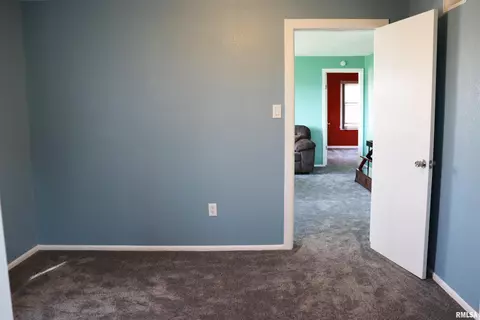 Bedroom - 9921 W Maple Ridge Rd, Mapleton, IL 61547 photo 6 of 12