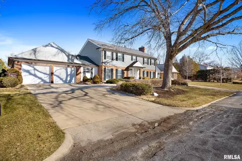 Exterior - 111 E Morningside Dr, Peoria, IL 61614 photo 9 of 19