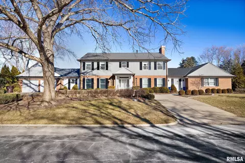 111 E Morningside Dr, Peoria, IL 61614