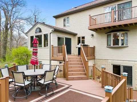 Exterior - 4423 S Newcastle Ct, Mapleton, IL 61547 photo 7 of 9
