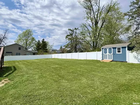 396 Mcgrew Dr, Avon, IL 61415 photo 44