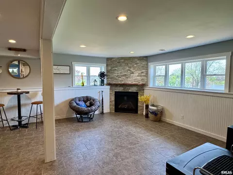 396 Mcgrew Dr, Avon, IL 61415 photo 29
