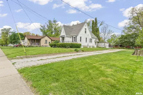 202 W Robinson St, Goodfield, IL 61742 photo 4