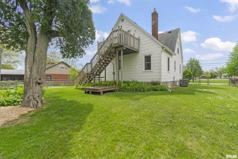 202 W Robinson St, Goodfield, IL 61742 photo 7