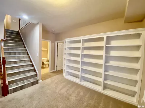 Entry Way - 112 W Hillside Ct, Dunlap, IL 61525 photo 2 of 2
