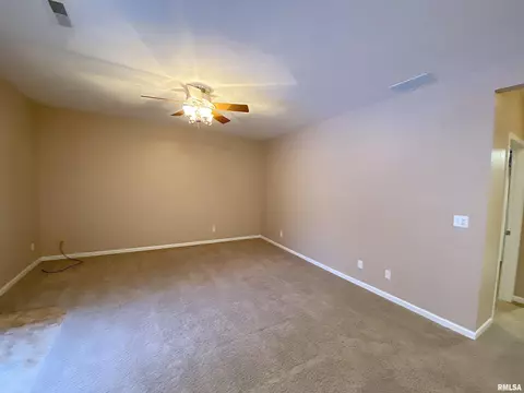 Living - 112 W Hillside Ct, Dunlap, IL 61525 photo 14 of 14
