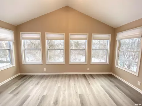 Other - 112 W Hillside Ct, Dunlap, IL 61525 photo 6 of 19