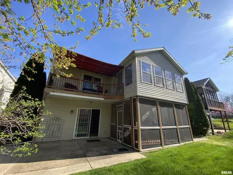 Exterior - 112 W Hillside Ct, Dunlap, IL 61525 photo 3 of 22