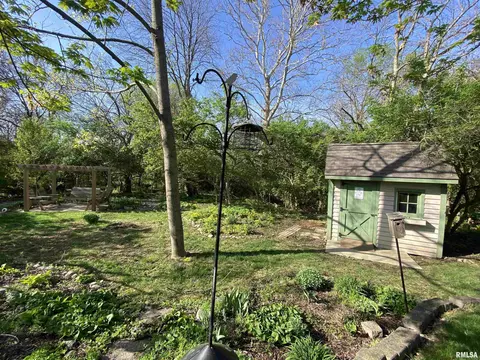 Exterior - 112 W Hillside Ct, Dunlap, IL 61525 photo 18 of 22