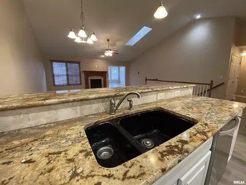 Kitchen - 112 W Hillside Ct, Dunlap, IL 61525 photo 4 of 6
