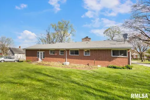 219 E Parkside Dr, Washburn, IL 61570 photo 34
