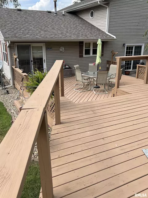 Exterior - 19135 E 2000th St, Bushnell, IL 61422 photo 1 of 4