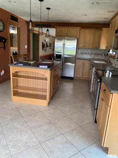 Kitchen - 19135 E 2000th St, Bushnell, IL 61422 photo 3 of 3