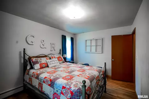 Bedroom - 100 Weber Ln, Delavan, IL 61734 photo 8 of 13