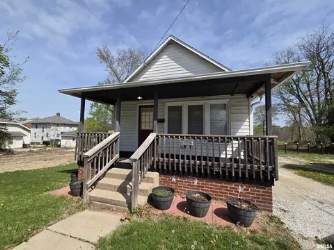 618 W Chandler St, Macomb, IL 61455