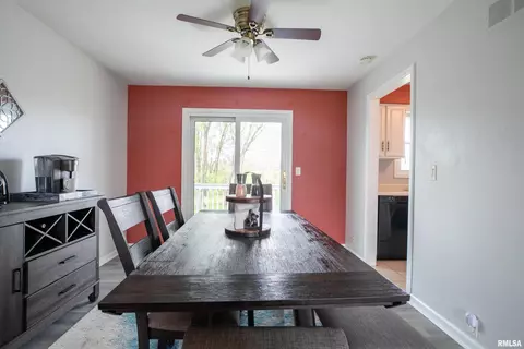 Dining - 4823 S Valeta Ct, Mapleton, IL 61547 photo 2 of 4