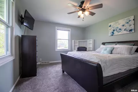 Bedroom - 4823 S Valeta Ct, Mapleton, IL 61547 photo 3 of 4