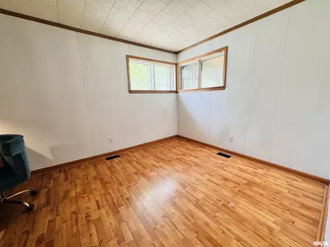 711 E Piper St, Macomb, IL 61455 photo 21
