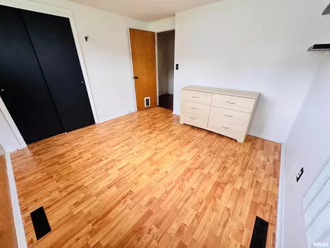 711 E Piper St, Macomb, IL 61455 photo 24