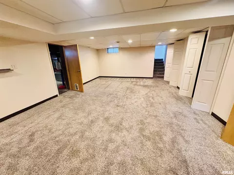 711 E Piper St, Macomb, IL 61455 photo 36