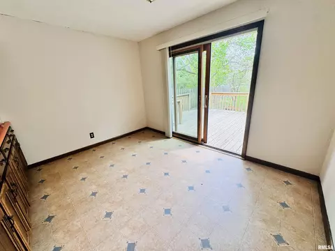 711 E Piper St, Macomb, IL 61455 photo 29