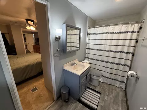 Bath - 1320 E Wheeler St, Macomb, IL 61455 photo 2 of 2