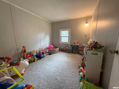 Bedroom - 1320 E Wheeler St, Macomb, IL 61455 photo 4 of 4