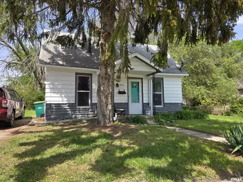 522 W Chase St, Macomb, IL 61455 photo 8