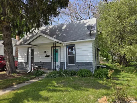 522 W Chase St, Macomb, IL 61455