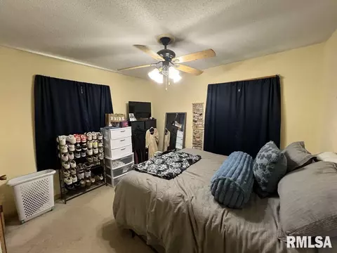 1520 E Wheeler St, Macomb, IL 61455 photo 13