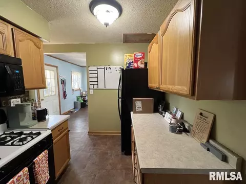 1520 E Wheeler St, Macomb, IL 61455 photo 11