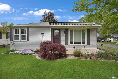 200 Bergman Ave, East Peoria, IL 61611