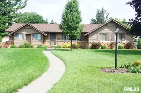 609 W Cody Ct, Peoria, IL 61614
