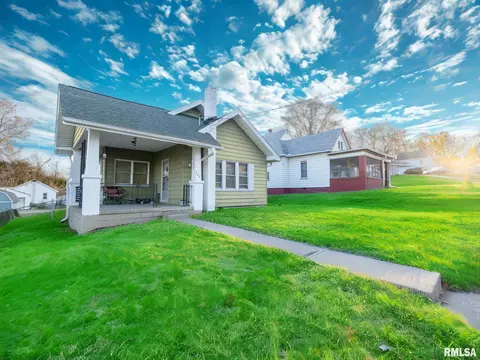 320 Treasure St, Bartonville, IL 61607