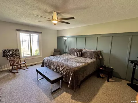 1907 S Madison St, Macomb, IL 61455 photo 26