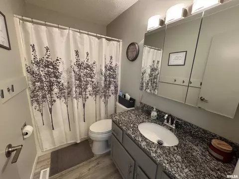 1907 S Madison St, Macomb, IL 61455 photo 22
