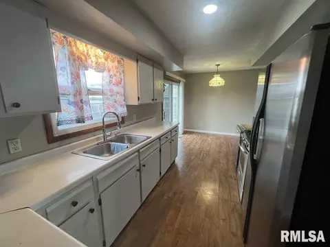 Kitchen - 7884 E 1100th St, Macomb, IL 61455 photo 1 of 3